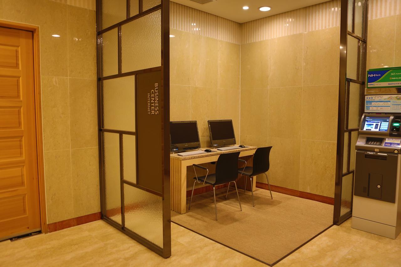 แชงเกรีย บีช ทัวริสต์ โฮเต็ล Hotel มกโพ ภายนอก รูปภาพ