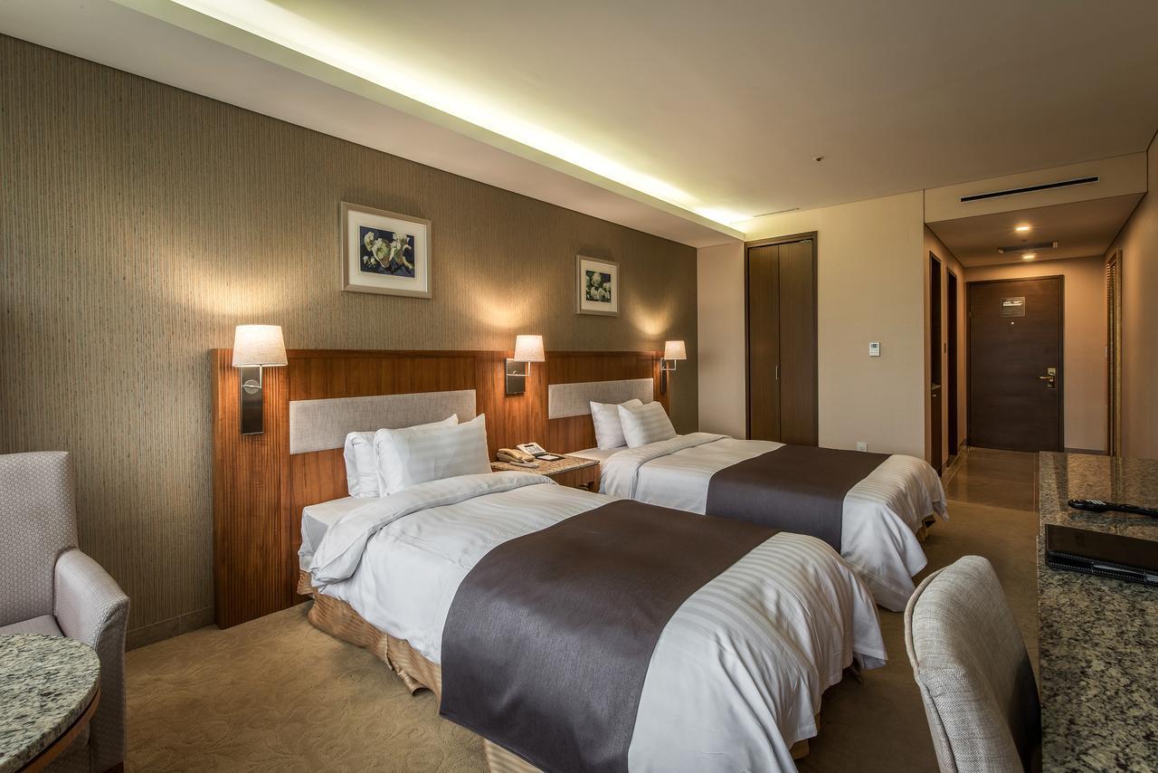 แชงเกรีย บีช ทัวริสต์ โฮเต็ล Hotel มกโพ ภายนอก รูปภาพ